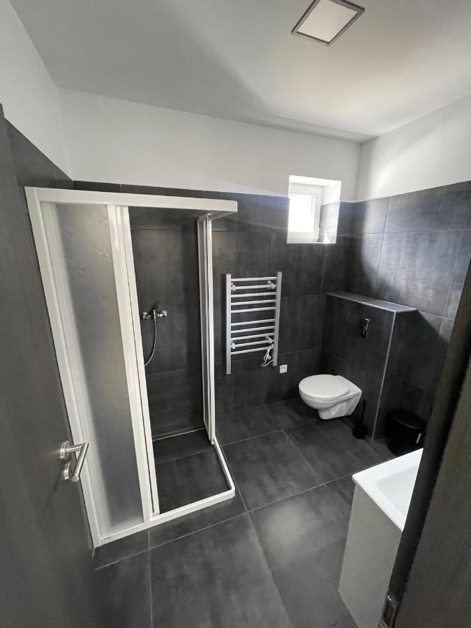 Mg Apartments Štúrovo Eksteriør billede