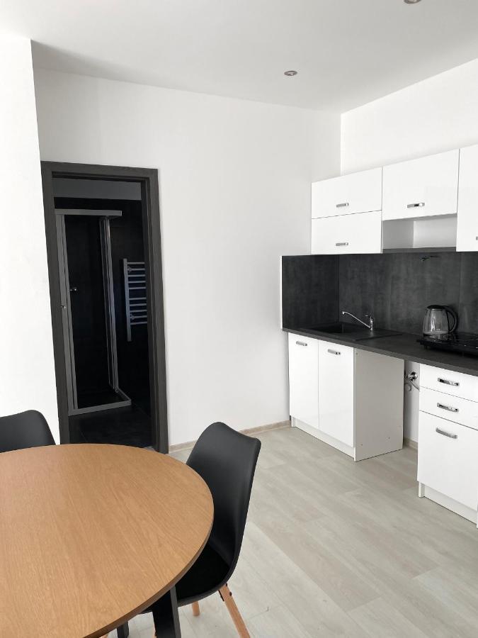 Mg Apartments Štúrovo Eksteriør billede